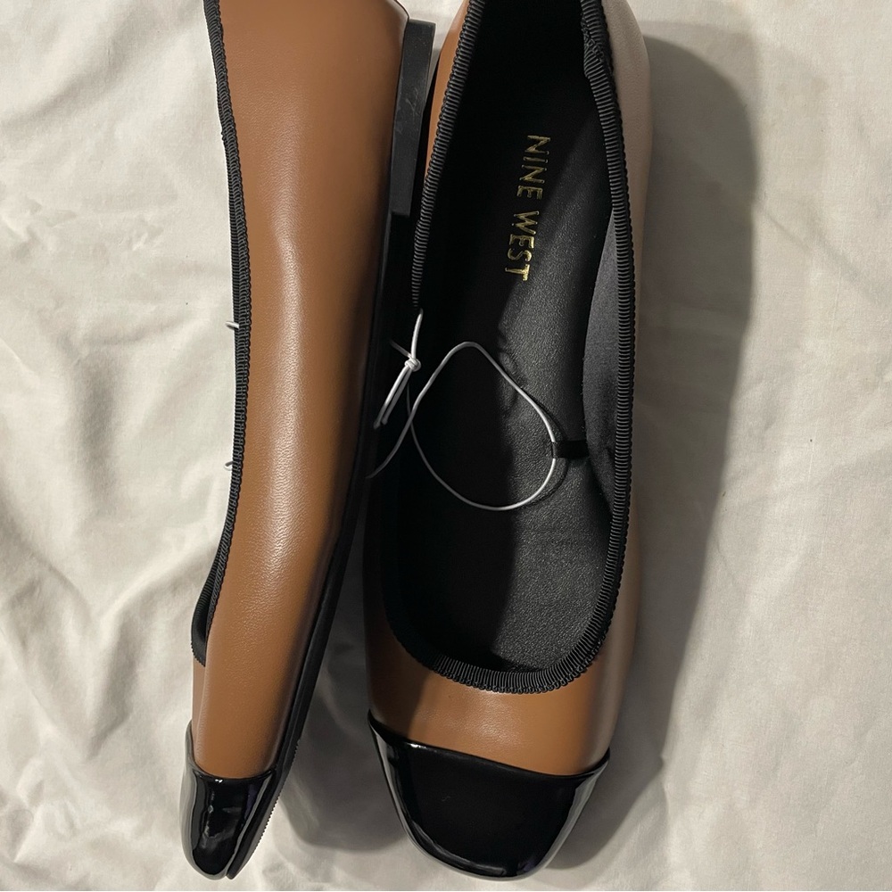 Nine West Brown and Black Flats Loafers